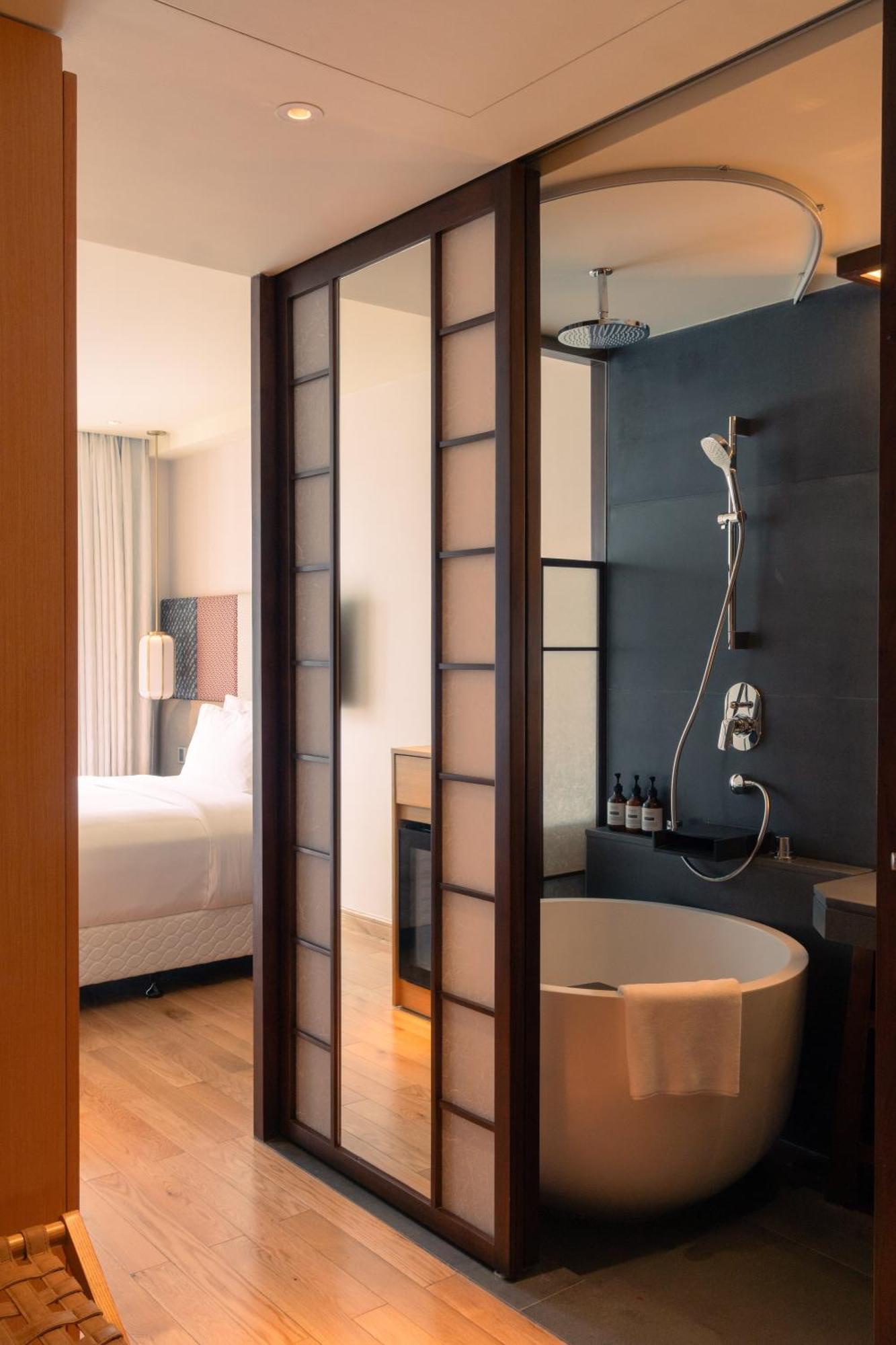 Suzu Saigon - A Boutique Hotel Ho Chi Minh City Exterior photo